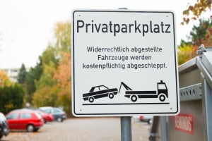 Verkehrssicherheit: Fahranfänger sollen Auto mit Schild kennzeichnen